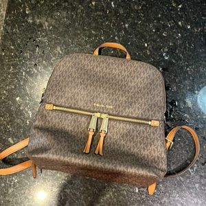 Michael Kors Medium Backpack in Brown. Like NEW!